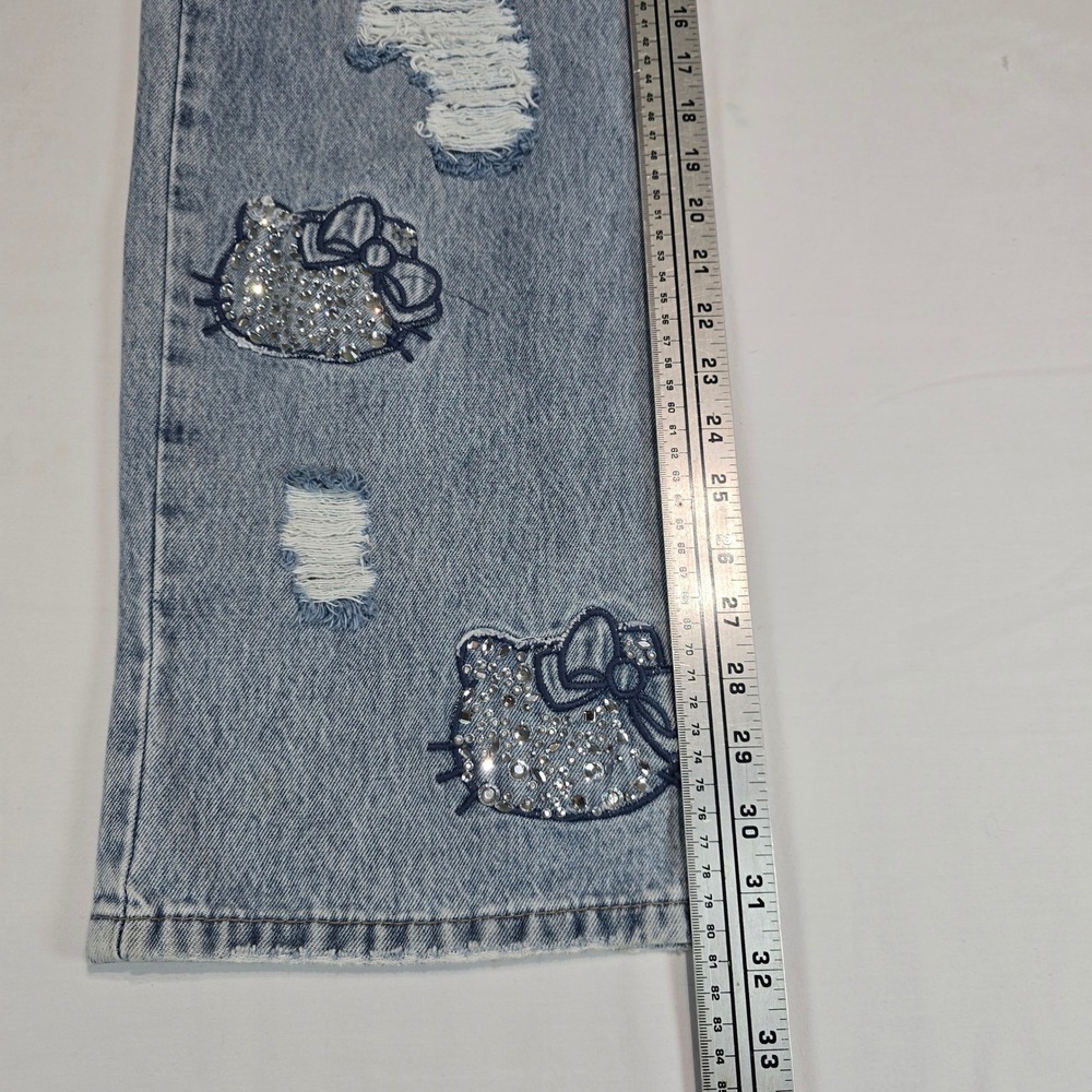 Forever 21 Hello Kitty Distressed Rhinestone Straight Leg Jeans Light Wash 29 - Picture 14 of 16
